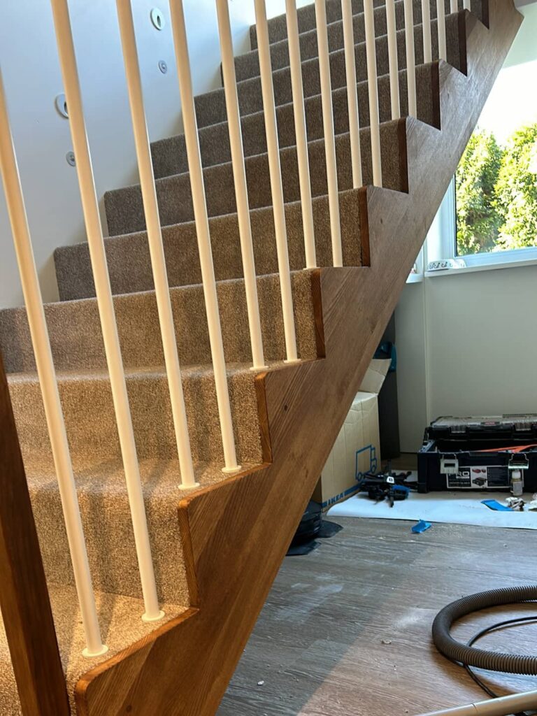 Medinė apdaila laiptams