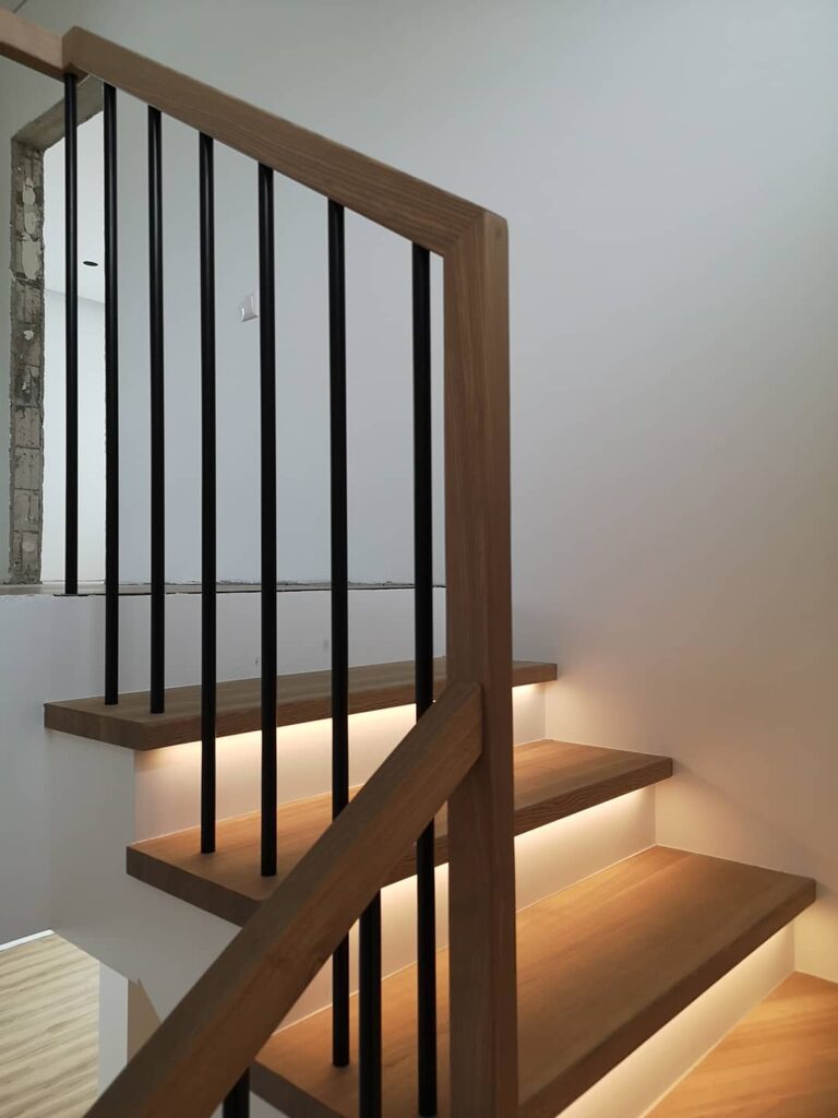 pakopos su led apšvietimu - montavimas