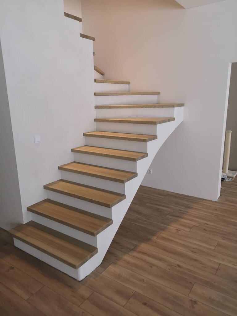 uosinės laiptų pakopos - montavimas